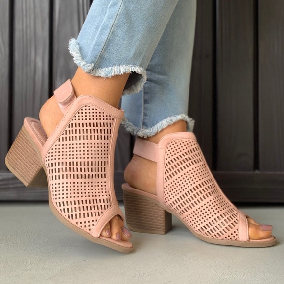 Blush Pink Perforated Velcro Comfy Stylish Sandal - Picture 2 of 5